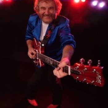 Kevin Bloody Wilson - Hey Santa Claus