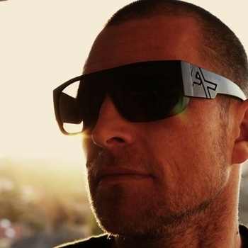 Katalyst - How Bout Us Featuring Steve Spacek