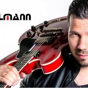 Kris Pohlmann - Too Tired (Live)