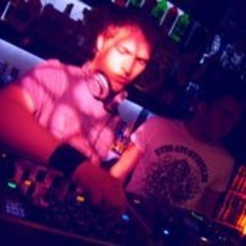 Kay Wilder - Kaboof (Ernesto Vs Bastian Remix) (Cut From Evb Set)