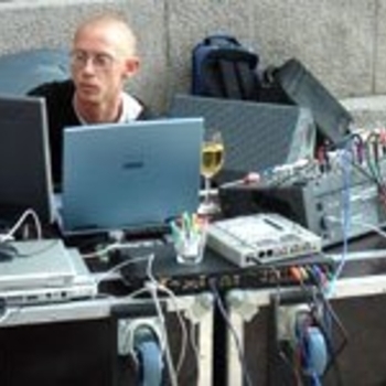 Karsten Pflum - SIS (Isan Iterations Mix)