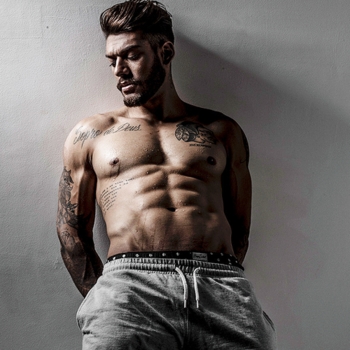 Артист Lucas Lucco