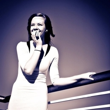 Unknown Brain and Laura Brehm - Circles