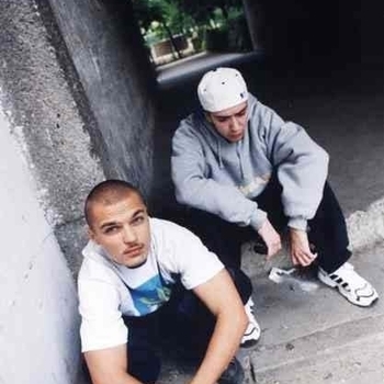 La Familia - Esti vagabond