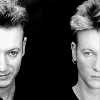 Les Jumeaux - Miracle Road