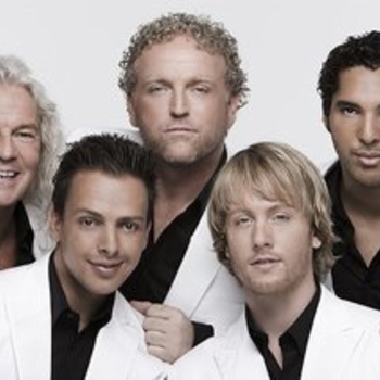 Los Angeles The Voices - The Year I Fall In Love