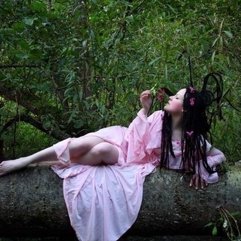 Leandra - Inverted Mirrors Of Decay