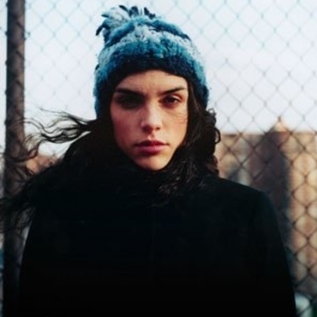 Leona Naess - Leave Your Boyfriends Behind