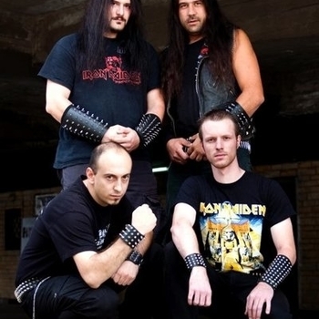 Lone Wolf - Keep Your Eyes On The Road