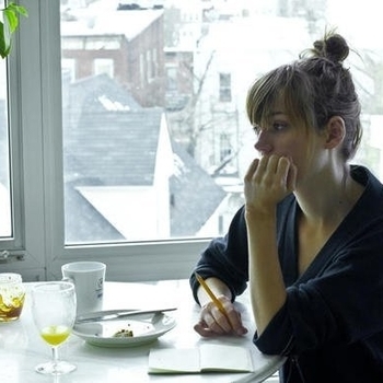 Lou Canon - Thrill Me (Indie pop music 2017)