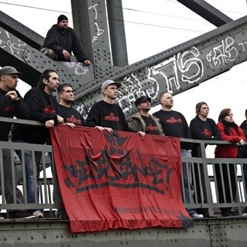 La Resistance - Кушать подано (Kruz, Reggie, Jays)