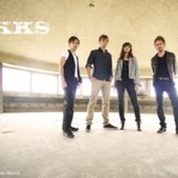 Alexunder Base feat. Lys - Drums (Radio Edit)