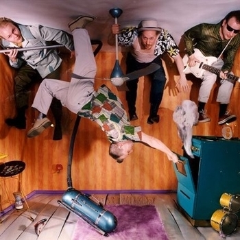 Laika & The Cosmonauts - Psycko (Themes From Psycho and Vertigo)