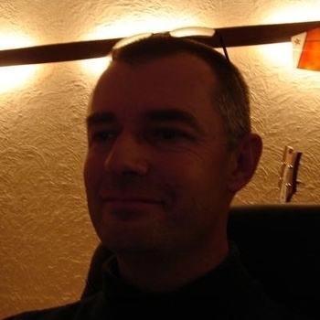 Laurent Lombard - Hotel Room (Мелодия из сериала Девушки с Макаровым) (3 сезон)