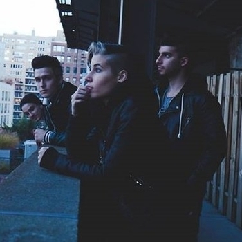 Love, Robot - Criminal