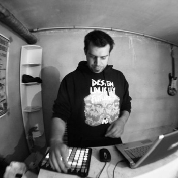 Llamatron - Beware, Bee War