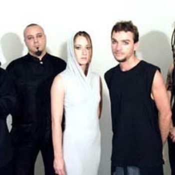 Leiden - Happy Xmas (War Is Over) (2021)