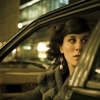 Lisa Bassenge - Auf einer Burg