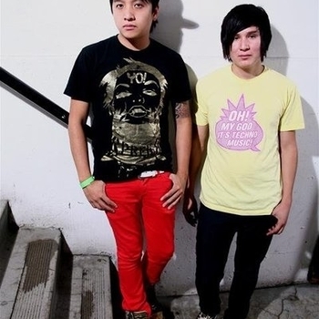 The Ting Tings - Shut Up And Let Me Go