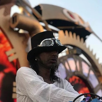 Артист Liquidnoize