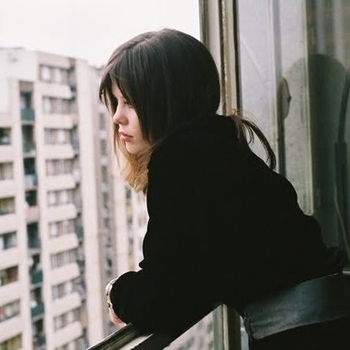 Lou Lesage - Turn Into Nightmares