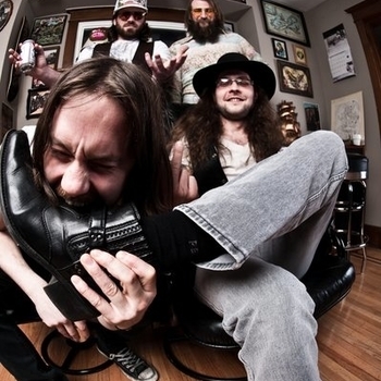 Kid Rock and Monster Truck - Don't Tell Me How To Live (2021)