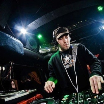 KeOSz & Minor Rain - Just (Original Mix)