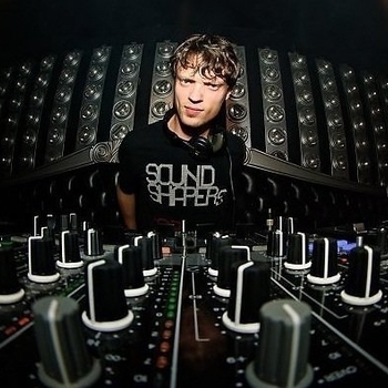 Mays feat Yan Cook - Fixed (Old Friend Ep 2017)