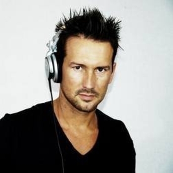 Marchi's Flow vs. Love - Feel the Love (Cristian Marchi main extended mix)