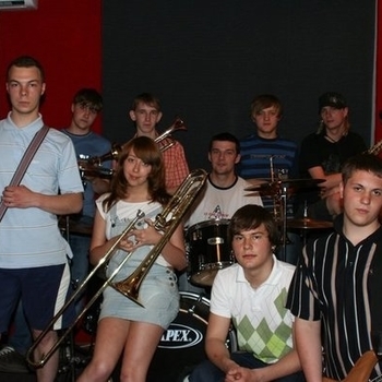 Middlename - Жизнь вокруг футбола