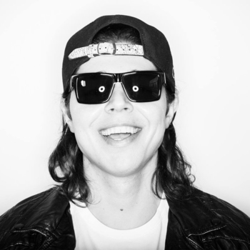 AN21 & Max Vangeli - Glow (feat. Bnann)