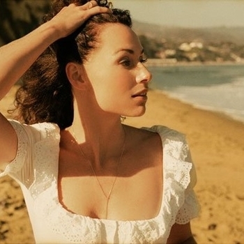 Minnie Driver - Deeper Water