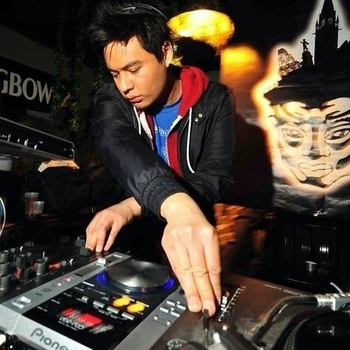 Mutt - Conversations (feat Kevin King)