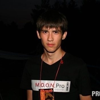 M.O.O.N. Pro - Aqua [Deep Blue Eyes]