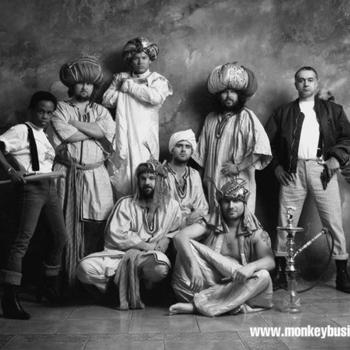 Артист Monkey Business