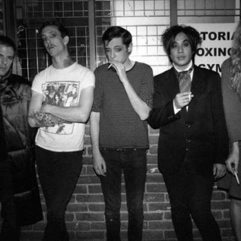 Mode Moderne - Waves Upon Waves