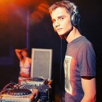 Freeker5 / Max Bett - Zig Zag (Original Mix)