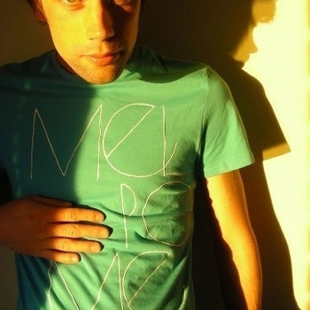 Melpo Mene - Hit The Boy