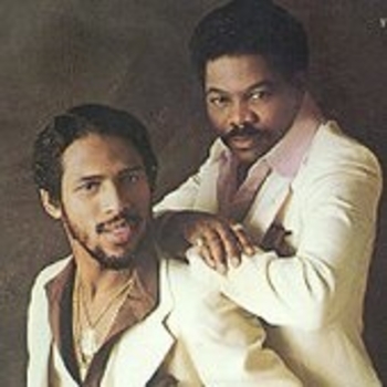 McFadden & Whitehead - Ain't No Stopping Us Now