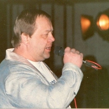 Mati Nuude - Rohelised niidud