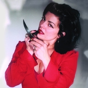 Marti Brom - Kiss Me Big