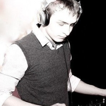 Mauro Norti - Metro (Original Mix)