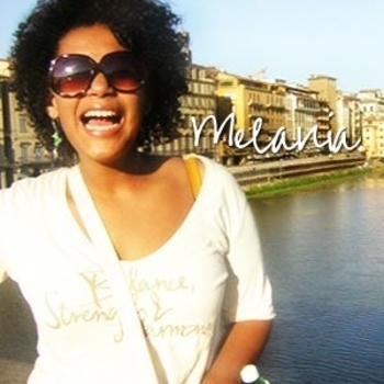 Melania - Tu Vuo Fa L'americano (2015)