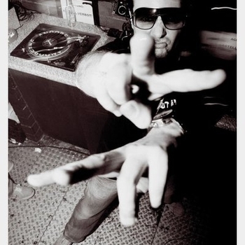 Dj Mad Dog and Marc Acardipane - Atmos-fear (DJ Mad Dog Remix)