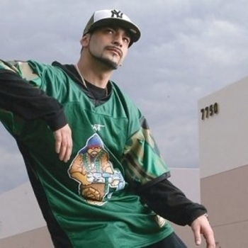 Mr Wiggles - BRONX OUTLAWS