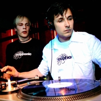 Mannix Vs. Kaymak - World Gone Mad (original mix)