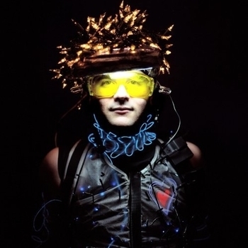 My Robot Friend - Shipwrecked