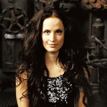 Maija Vilkkumaa - Anteeksi