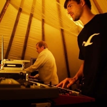 Midi Miliz - No Exit