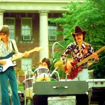 Mariani - Under Pressure (Original Mix)